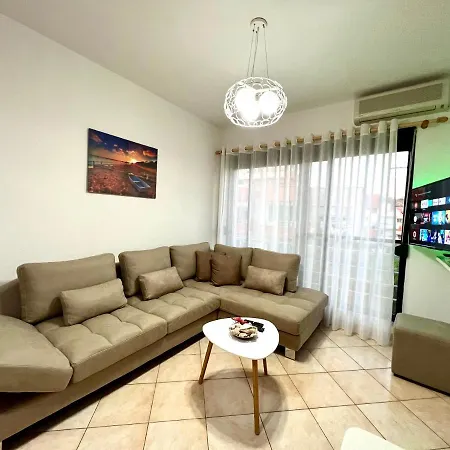 Appartement On The Beach Golem (Tirana)